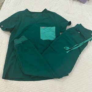 Figs Scrub Set- Size Small